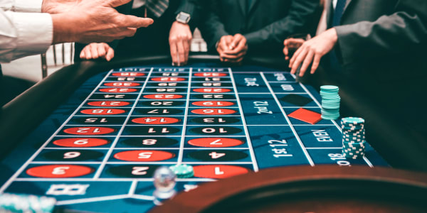 7 Reasons to Start Gambling Online
